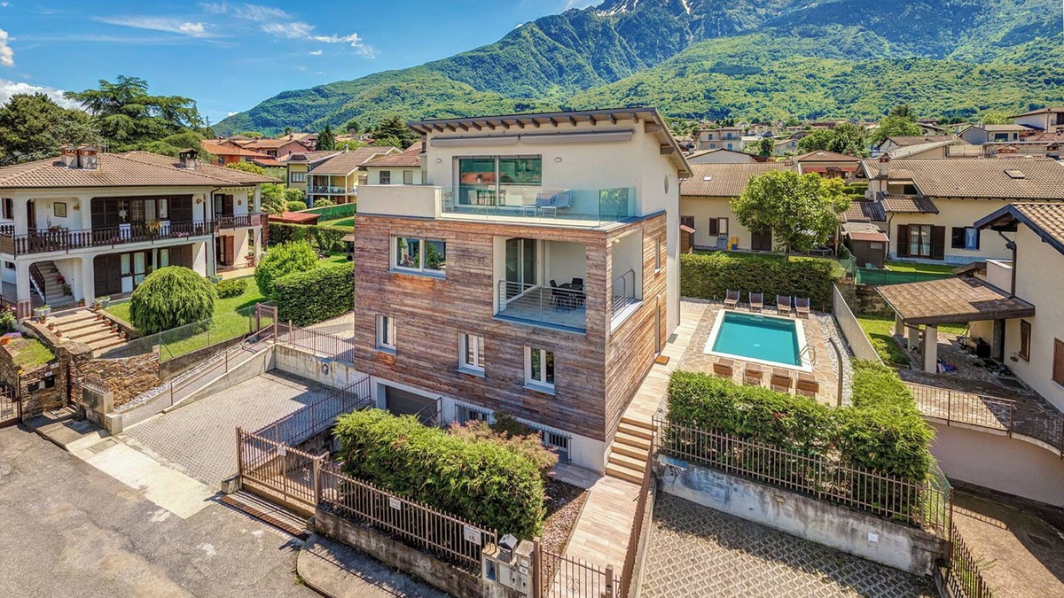 Colico Piano Villa | VILLA FAMILY COLICO WITH POOL