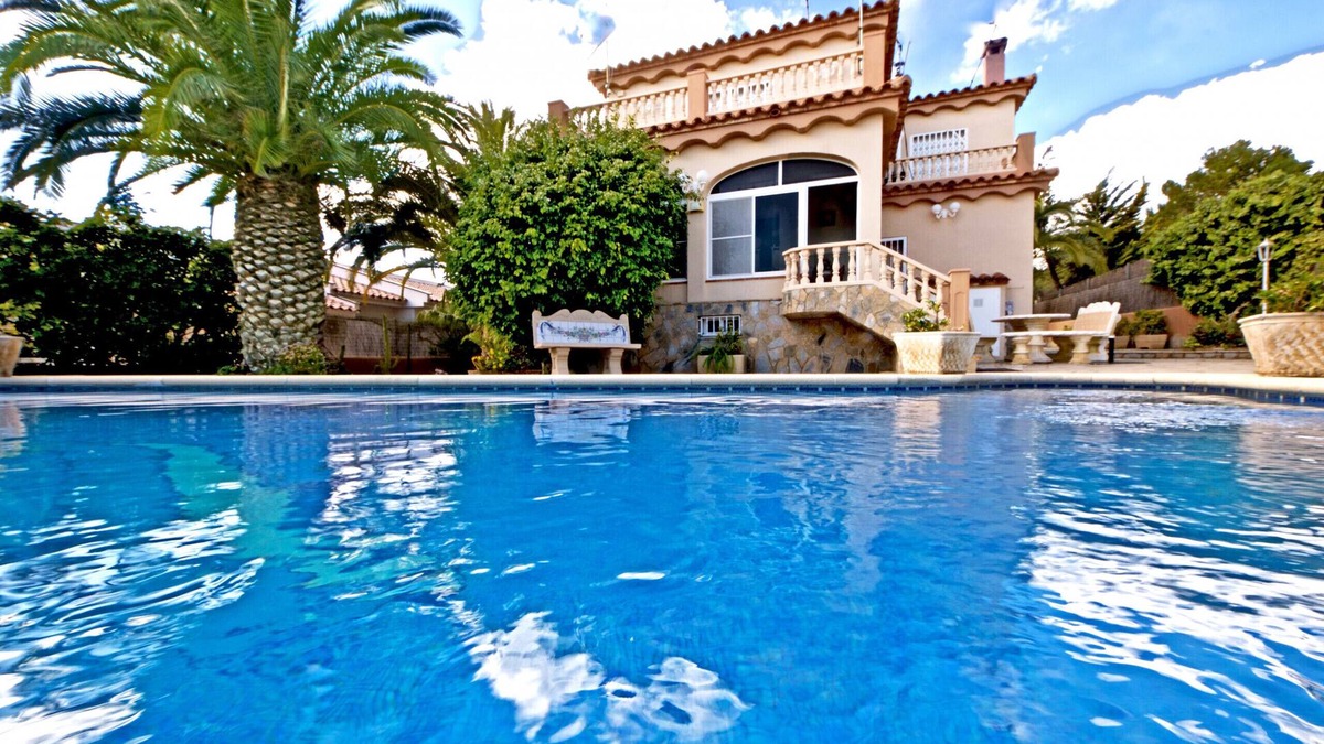 L'Ampolla Villa | VILLA FARO