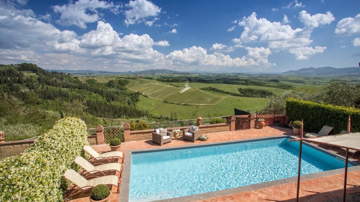 Fabbrica Villa | Villa Favola - Stunning private villa with pool