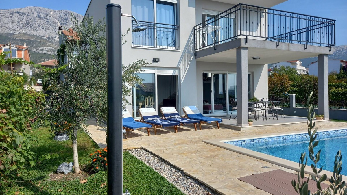 Kastel Gomilica Villa | Villa Fidelissima