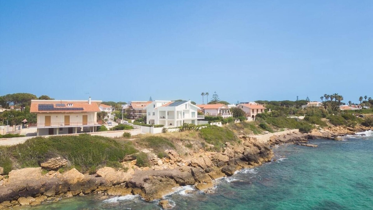 Arenella Villa | Villa Finestrella - Private villa with pool in Sicily