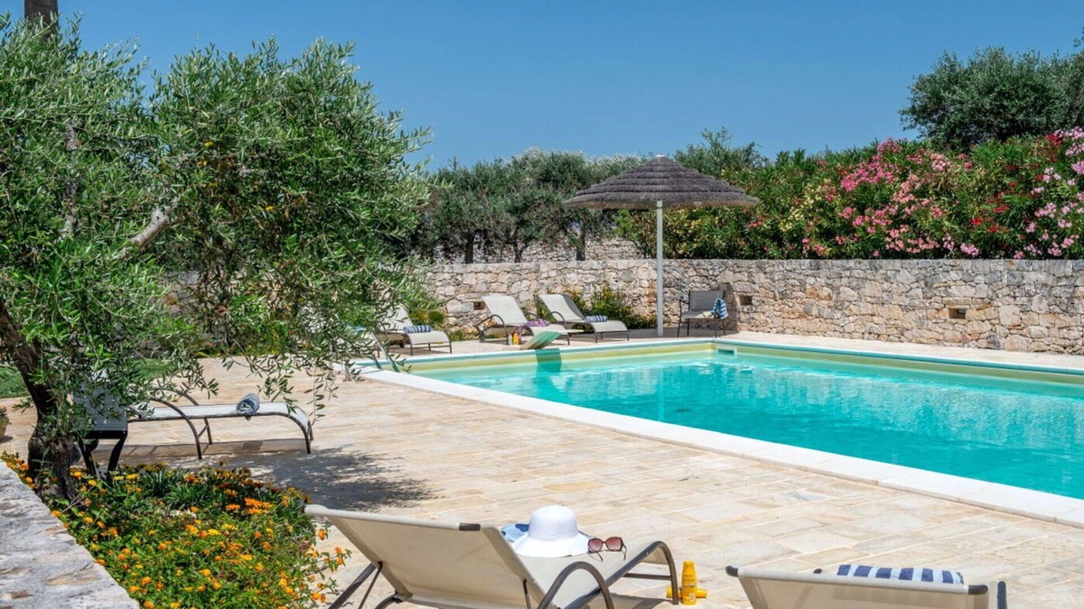 Castellana Grotte Villa | Villa Fiordaliso — Apulia, edited