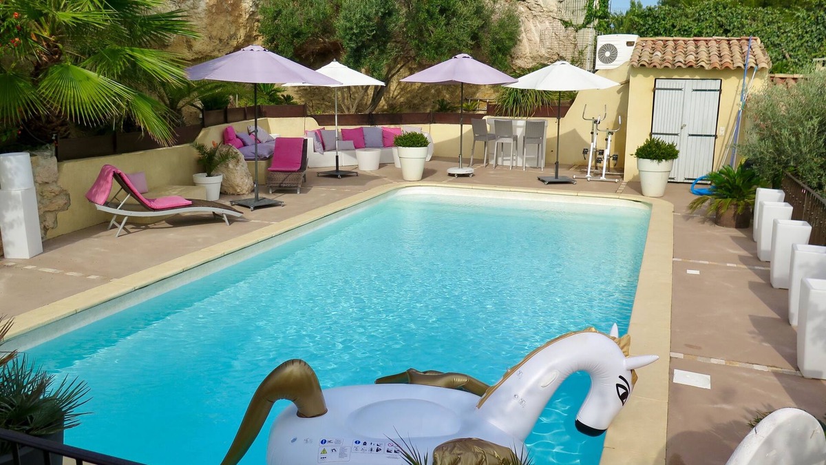 Martigues Villa | Villa Fiora vacation rental rated 4 stars