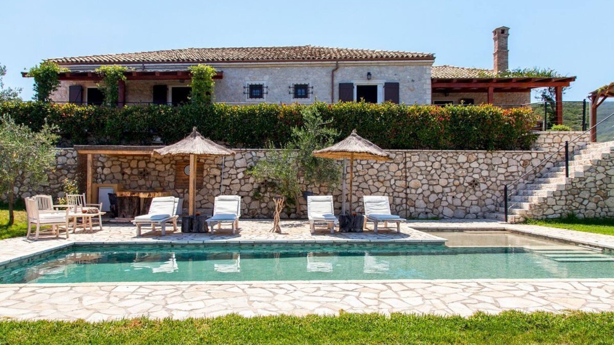 Giannades Villa | Villa Fioretta - Four Bedroom Villa, Sleeps 8