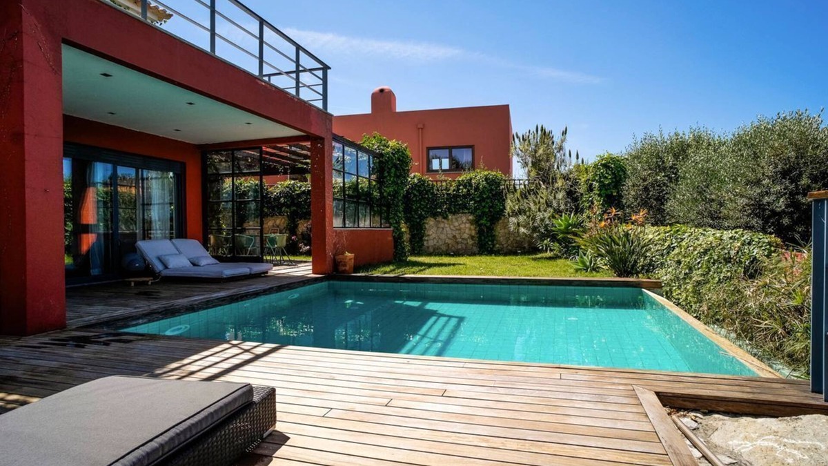 Charneca Villa | Villa Fiori - Four Bedroom Villa, Sleeps 8