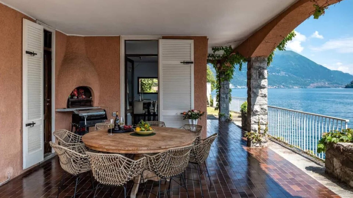 Brienno Villa | Villa First Line and Witn Breathtaking Views, Private-doc Included, Brienno