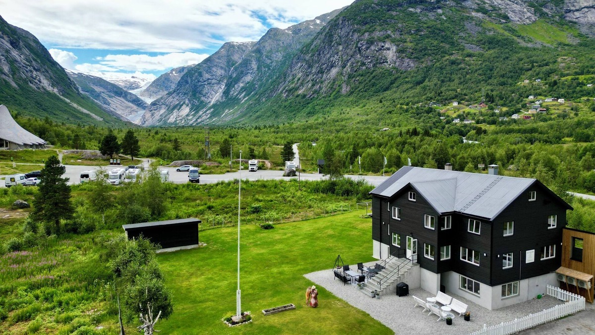 Luster Villa | Villa Fjellheim - at the foot of the Jostedal glacier