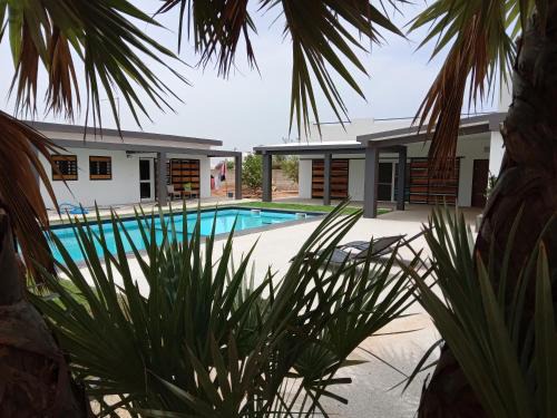 Ngaring House | Villa fleurie