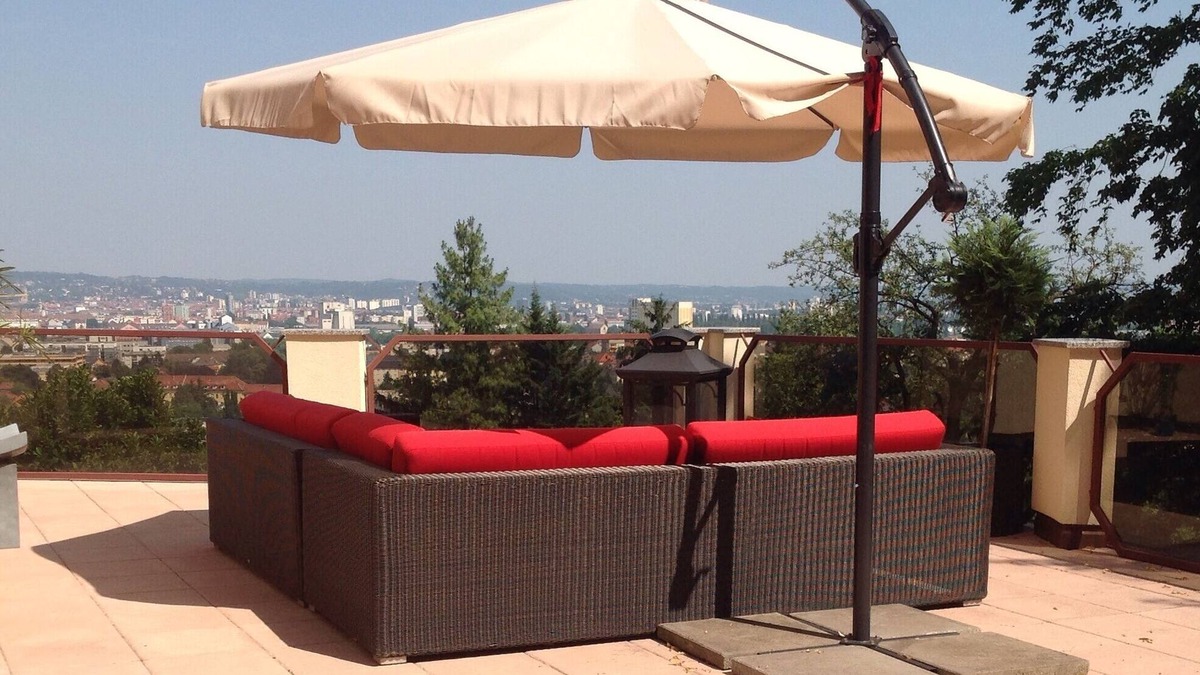 Eggenberg Villa | Villa - Floor with garden and terraces