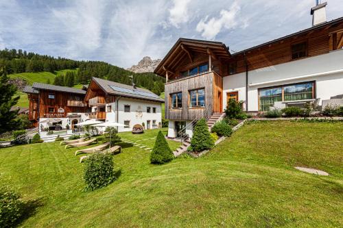 San Cassiano Apartment | Villa Flora Mountain Lodges