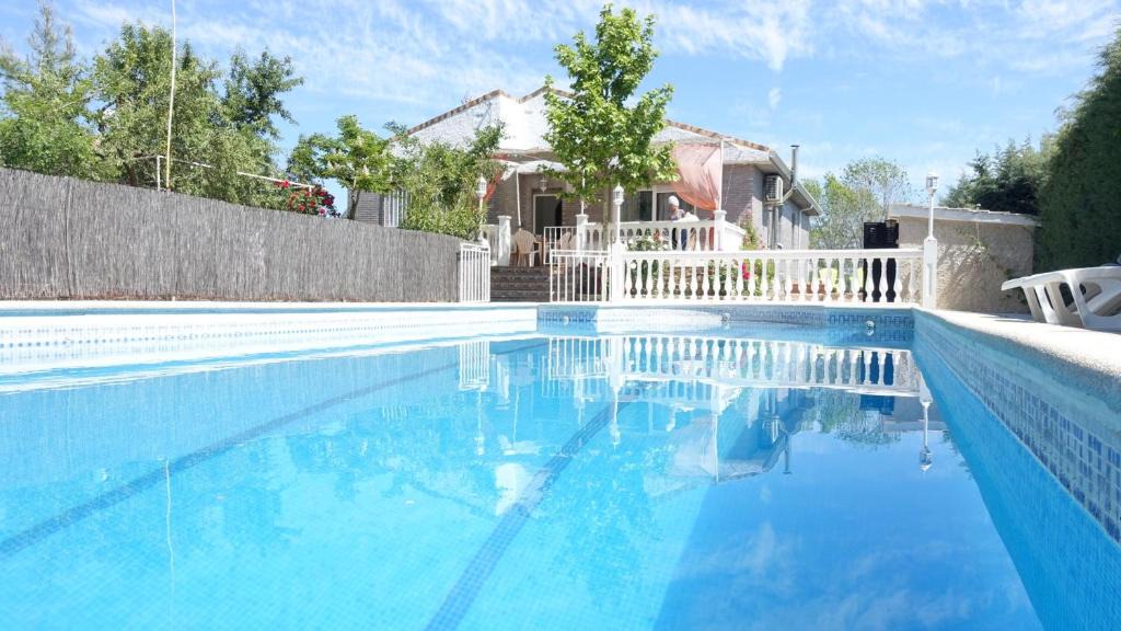 Navalcarnero Villa | Villa Flores