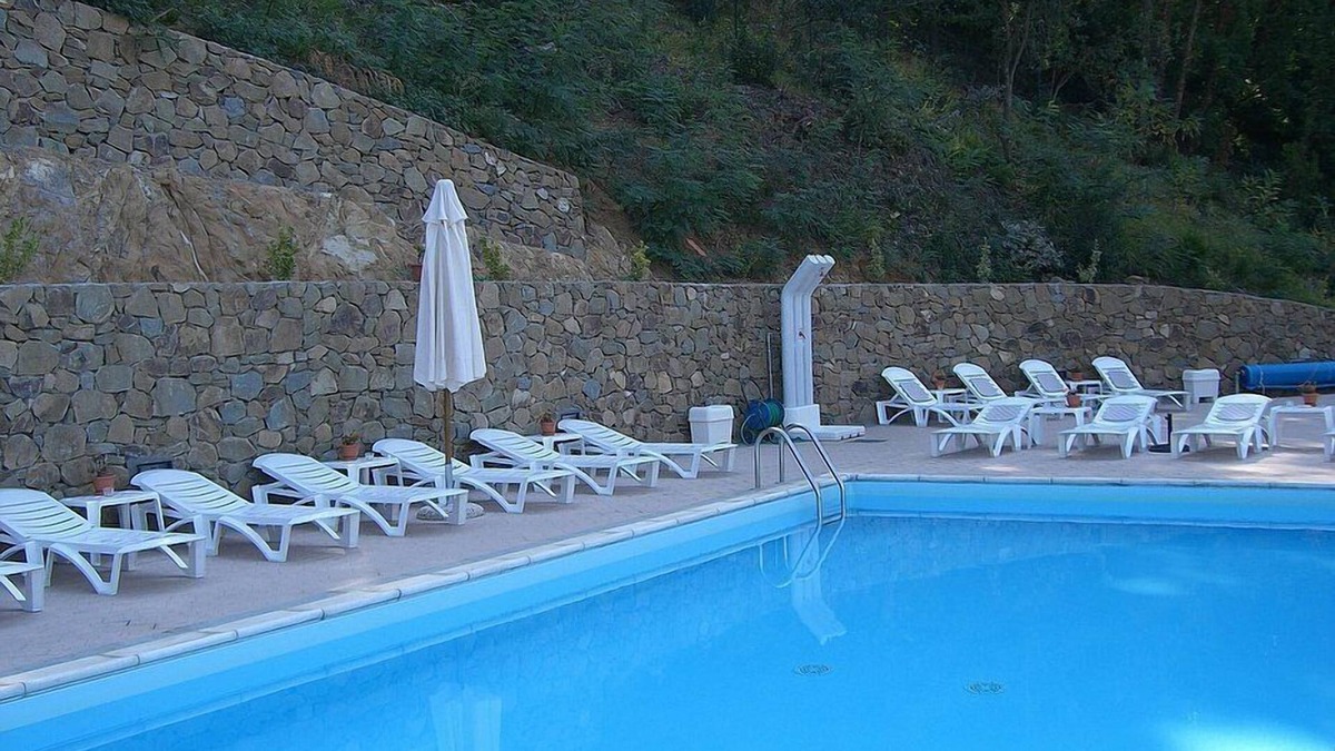San Baronto House | Villa Floriana G: An elegant and welcoming apartment immersed in a splendid landscape, in the heart of a wonderful little town, with Free WI-FI.