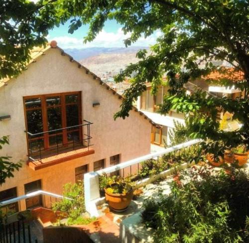Downtown La Paz Apartment | Villa Florita