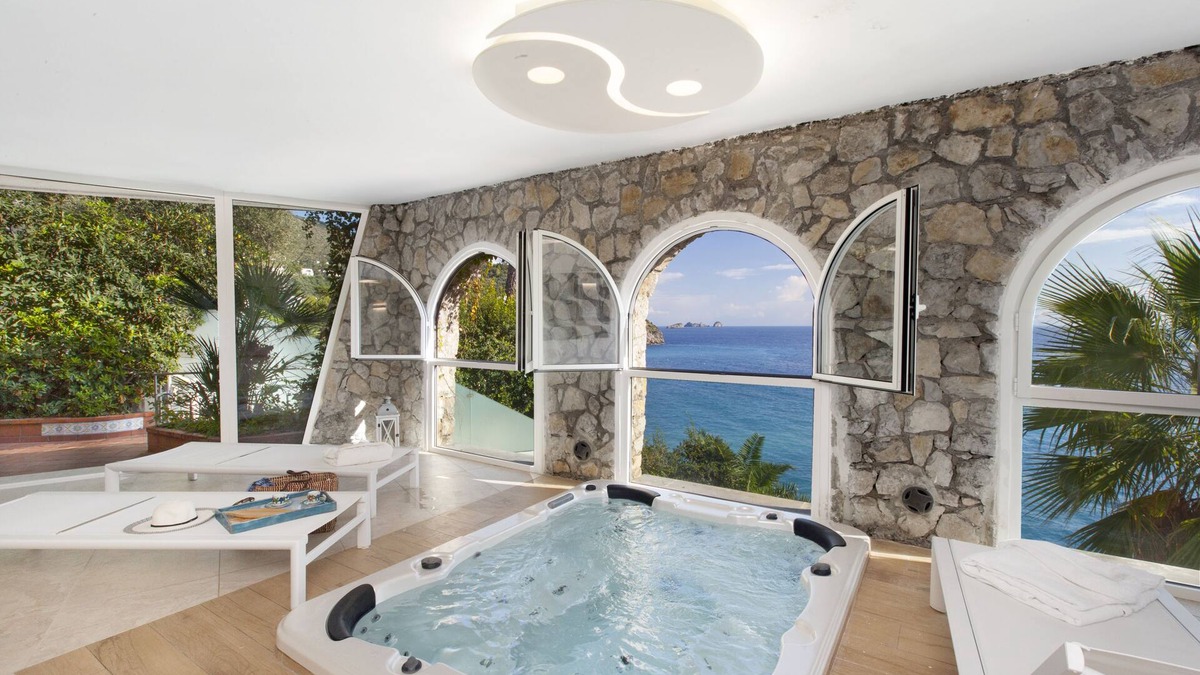Marina del Cantone Villa | Villa Flory-Via Amerigo Vespucci-Nerano