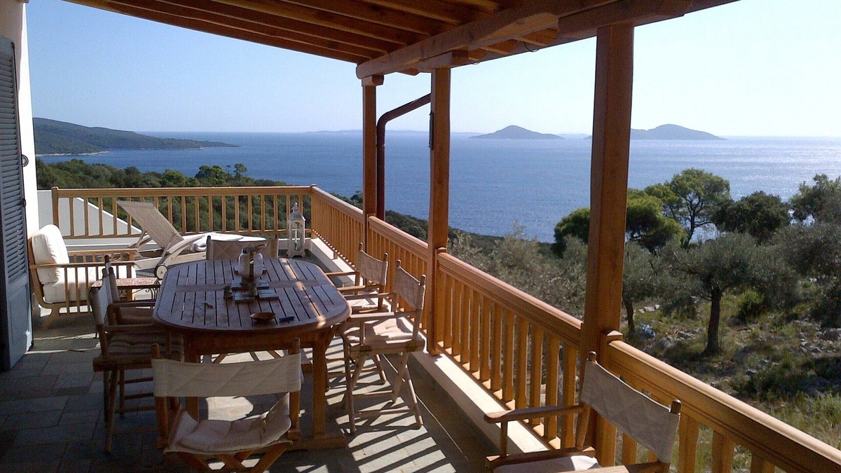 Votsi Villa | Villa Fondana: no neighbours; private access to sea; 180 degree views