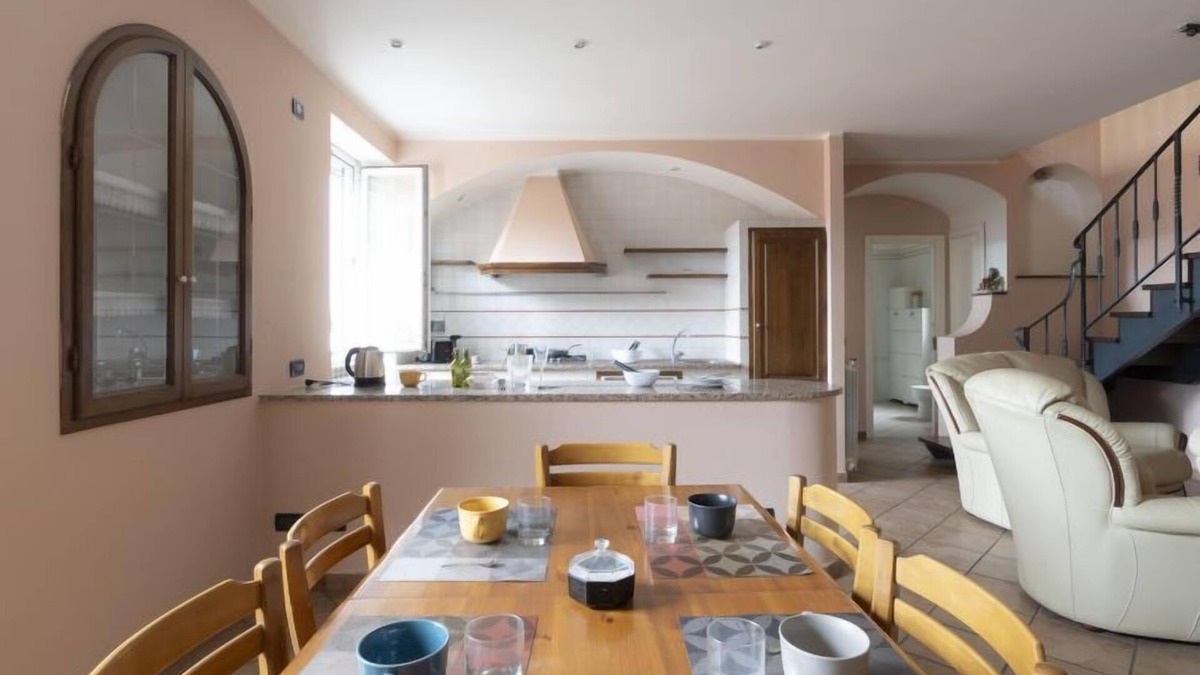 Villa Viani House | Villa Fontana Vecchia by Interhome