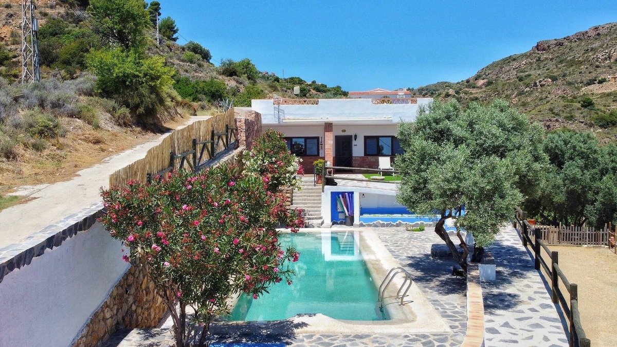 Bedar Villa | Villa for 4 with feature pool & great reviews