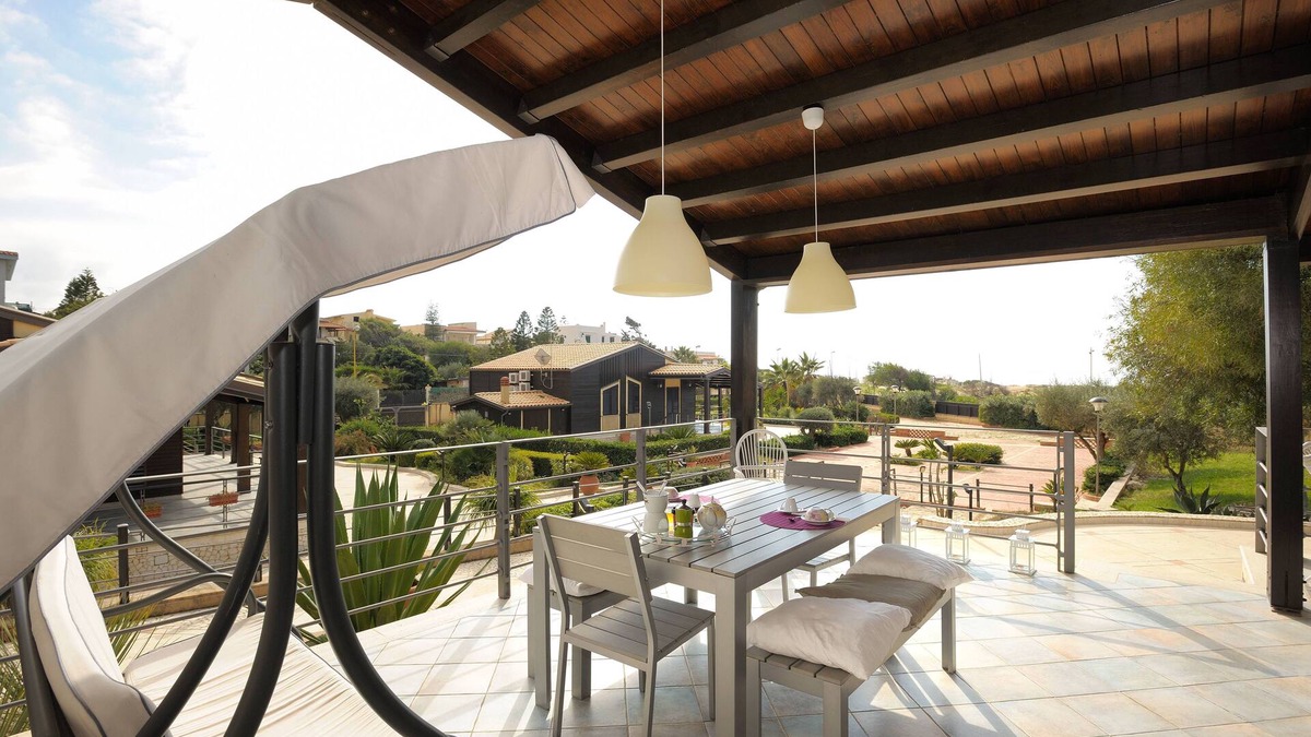 Fiumenaro Villa | Villa for two at MADIGI
