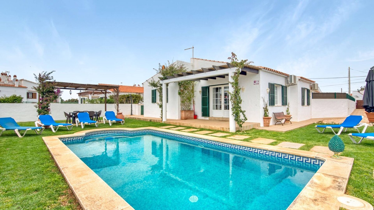 Cala en Porter Villa | Villa 'Forte' with Private Pool, Wi-Fi and Air Conditioning