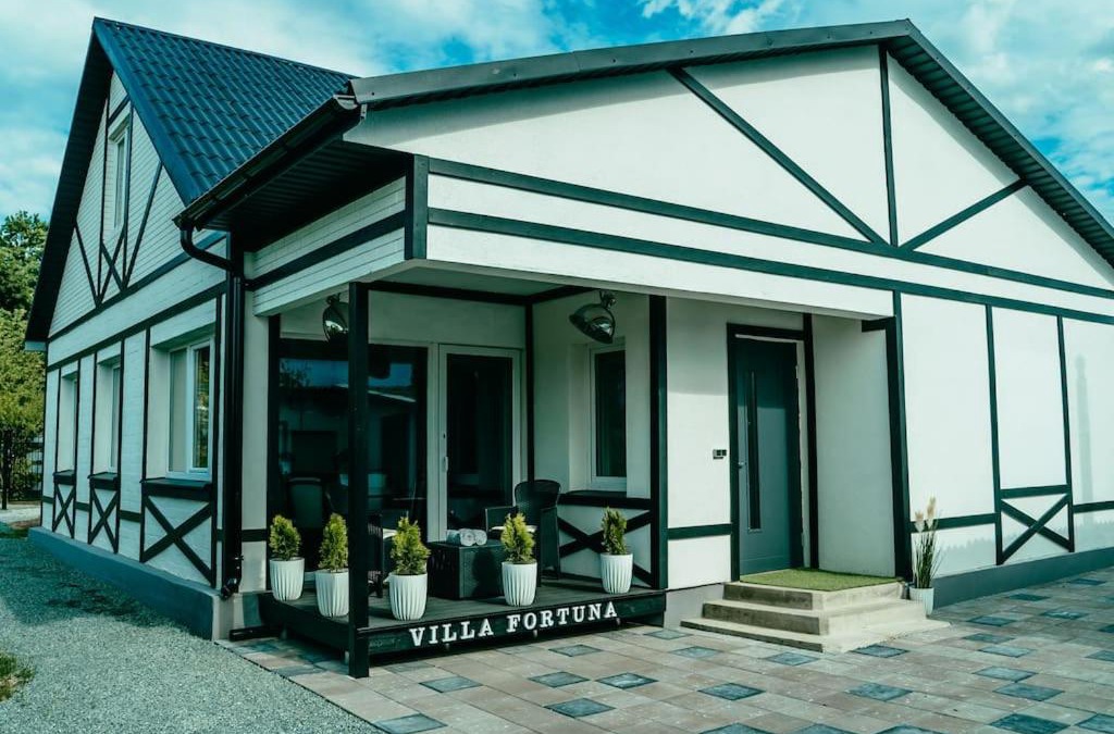 Ludza Villa | Villa Fortuna