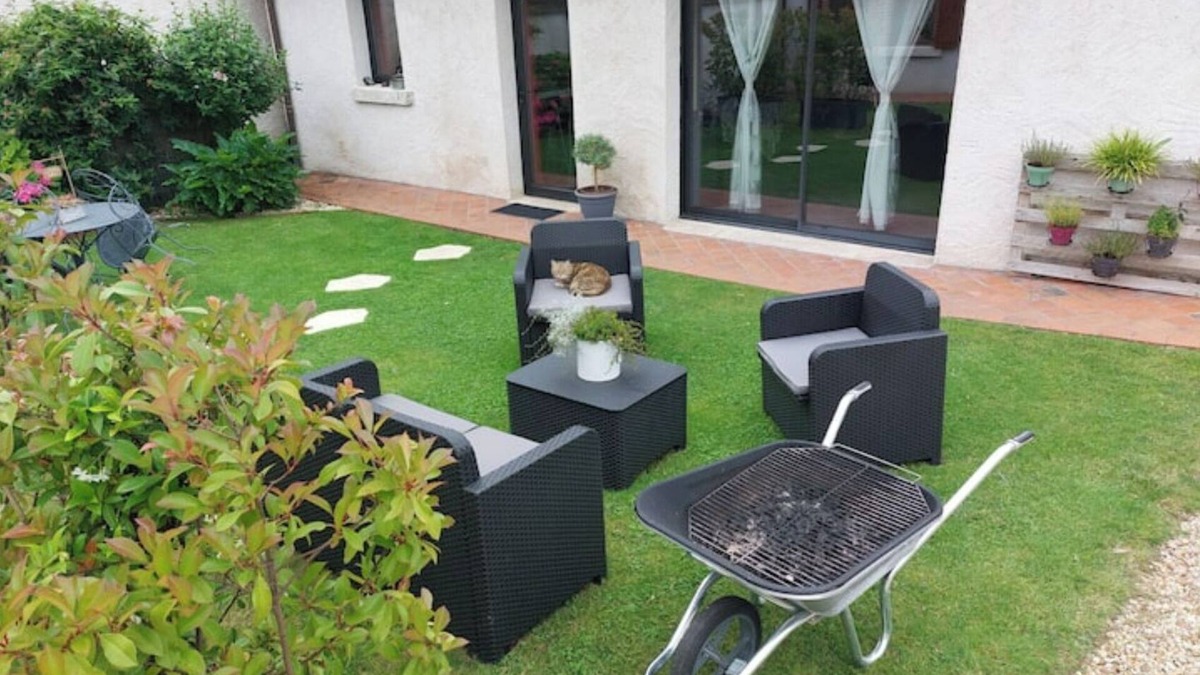 La Chapelle-Montmartin House | Villa