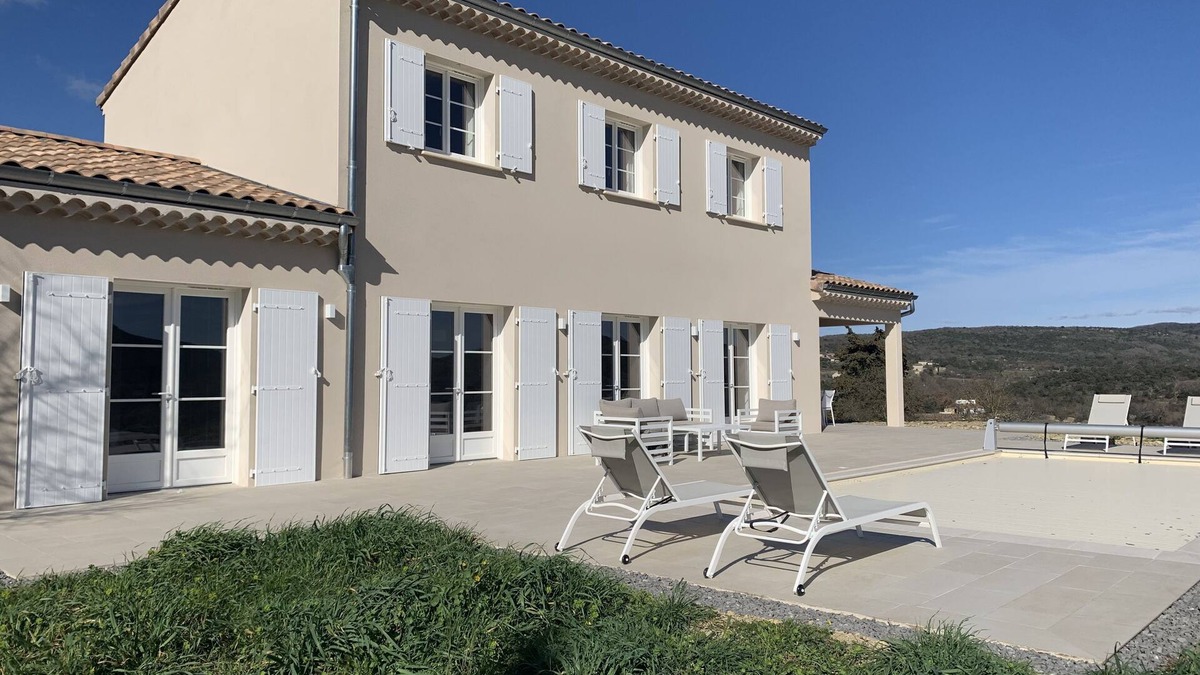 Saint-Andre-de-Cruzieres Villa | Villa Avec vue Imprenable Entre les Gorges de L'ardèche et les Cevennes