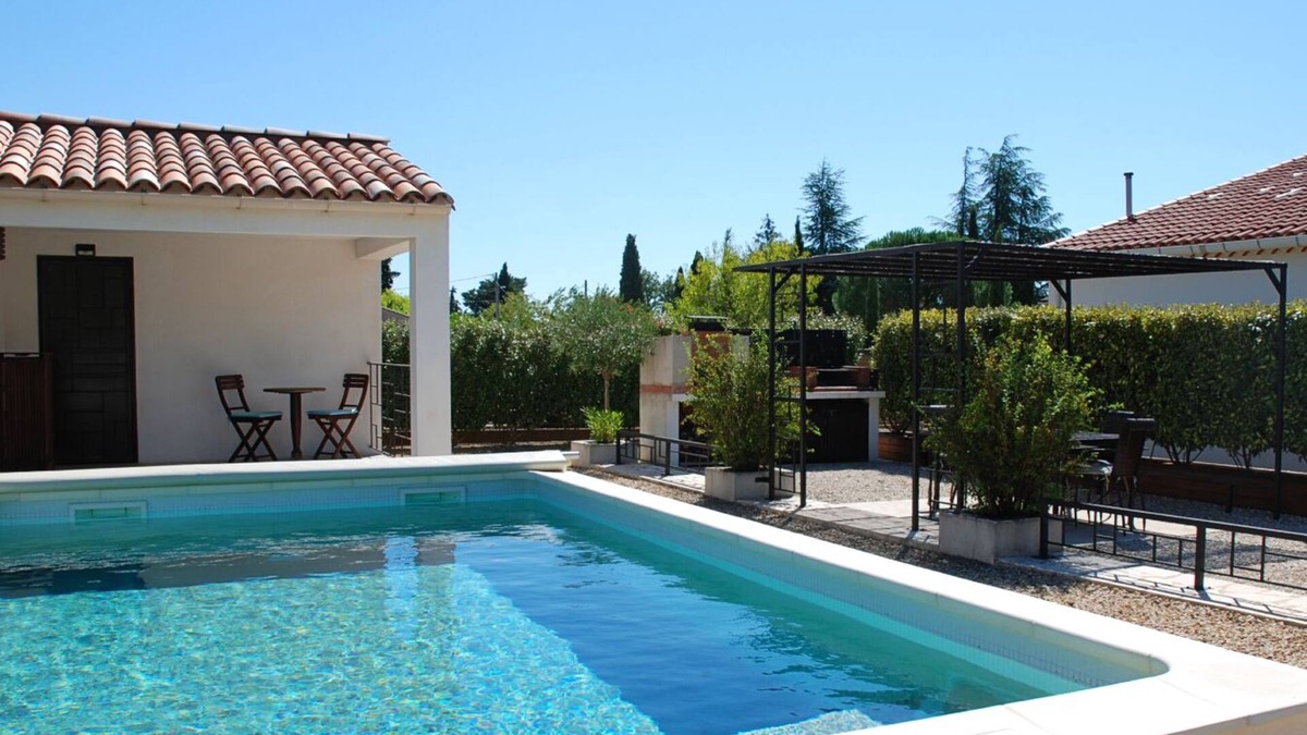 Saint-Laurent-La-Vernede Villa | Villa 3 bedrooms, AC, private pool and garden in Uzès