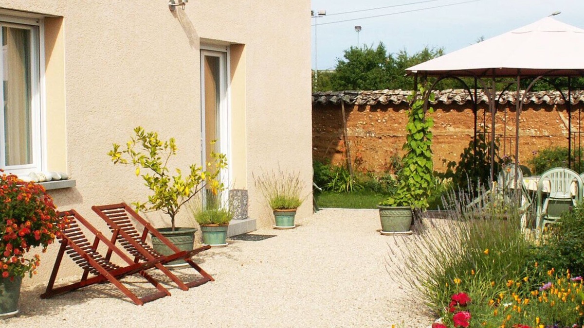 Saint-Maurice-de-Gourdans Villa | Villa Avec 5 Chambres et 5 Salles de Bains Complètes, Proche Cnpe Bugey