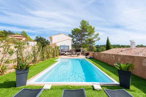 Sainte-Anastasie-sur-Issole House | Villa spacieuse au calme