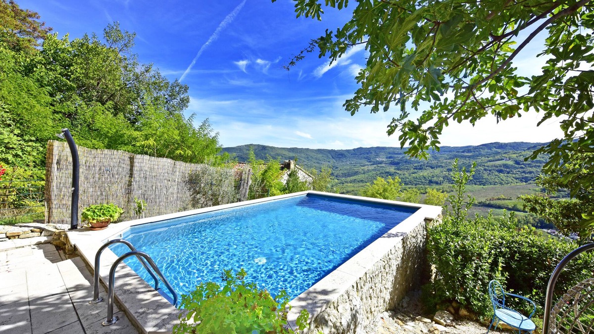 Motovun House | Villa Fragola beautiful house whit pool and panoramic view