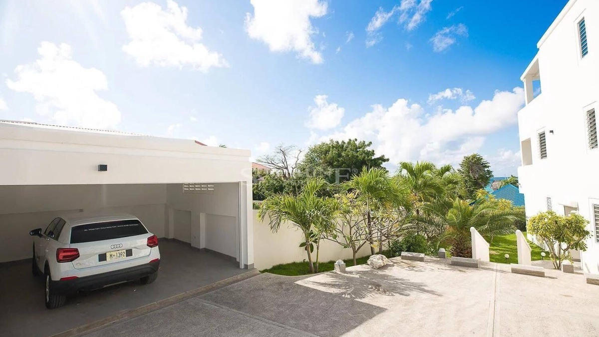Pelican Key Apartment | Villa Frangipani 3 BDR