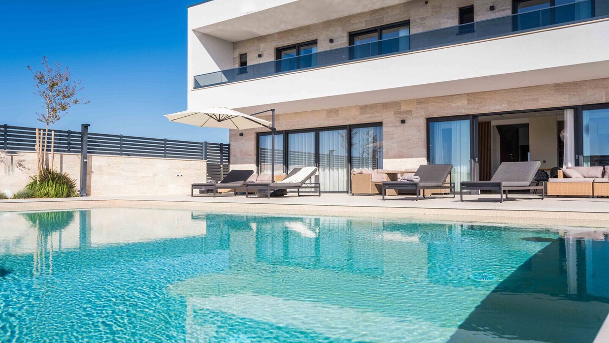 Velim Villa | Villa Freedom