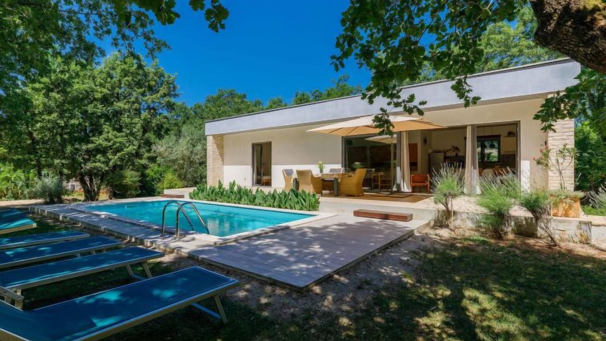 Babici House | Villa Frleti by Interhome