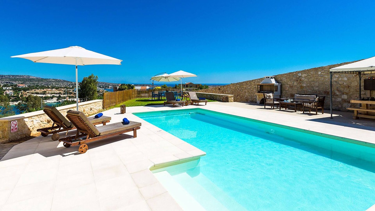 Marathi Villa | Villa Galini, with sea views only 150m away from Loutraki beach