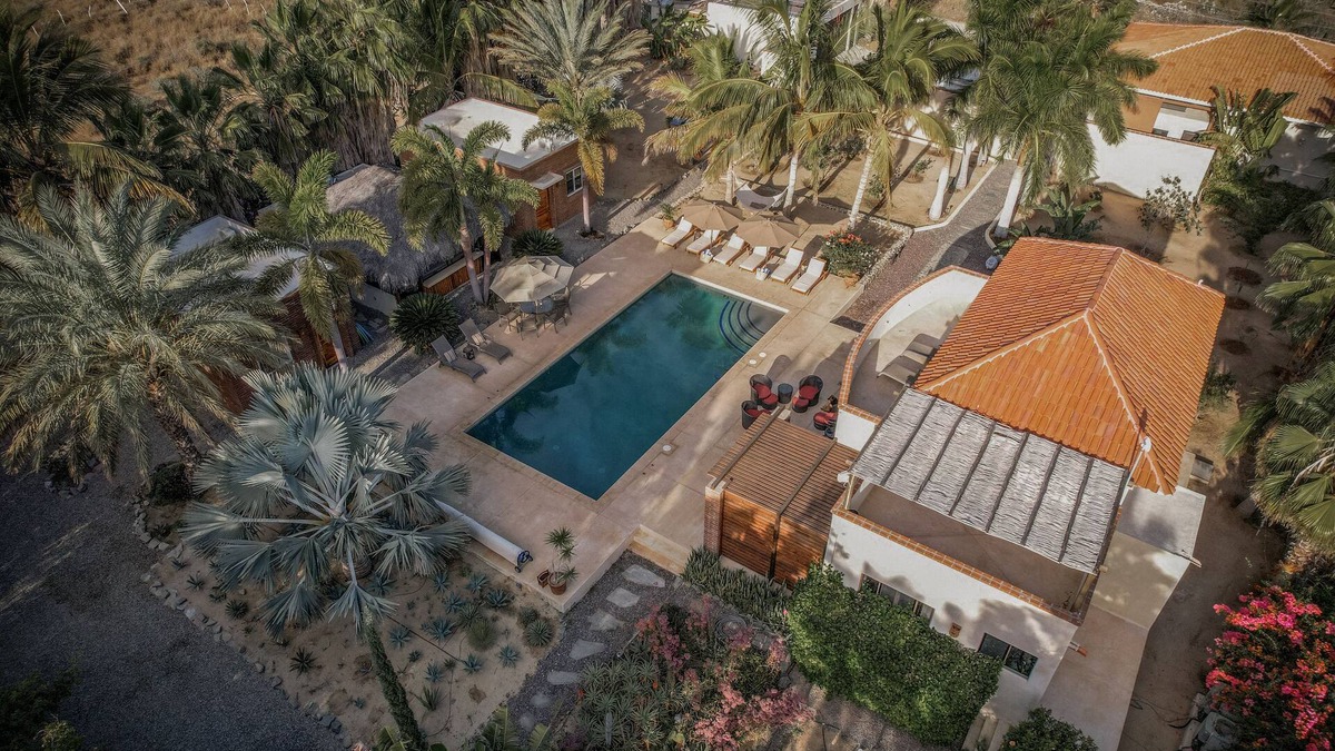 El Pescadero Villa | Villa Gemelas — Your Private Tropical Oasis in Baja