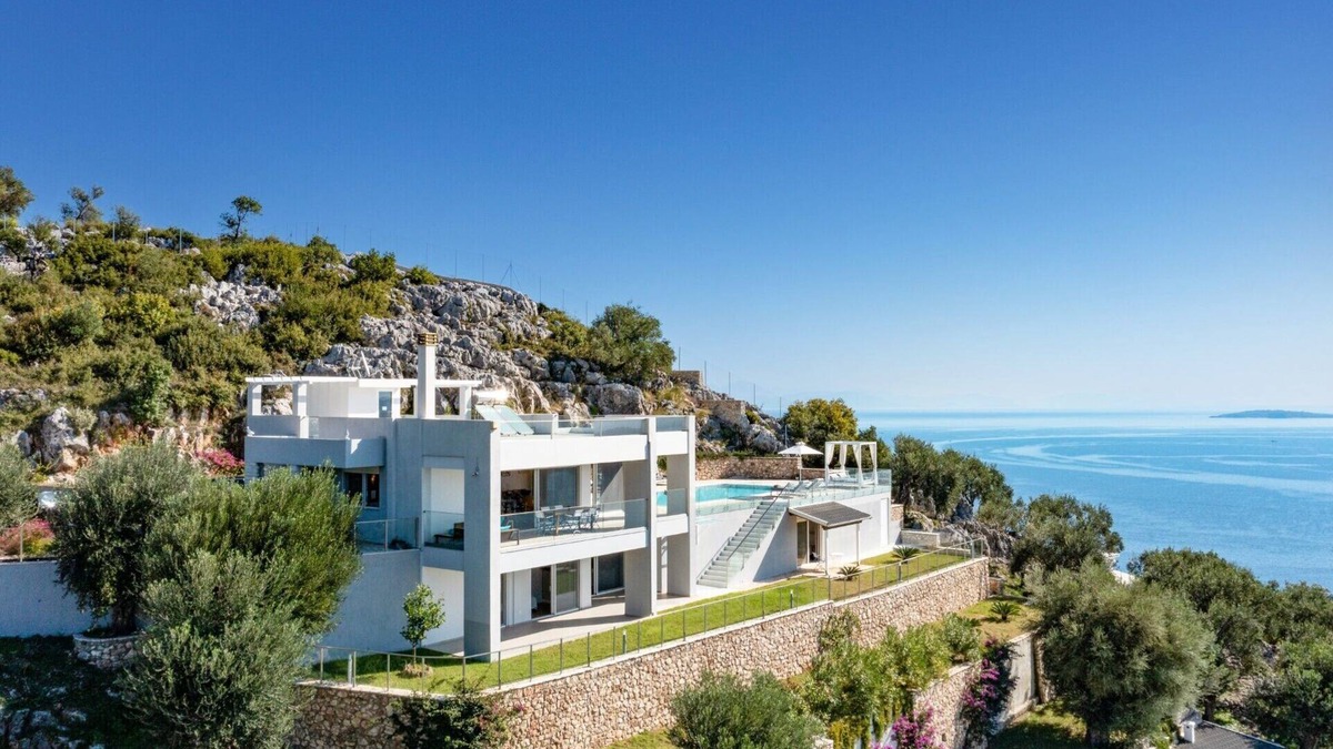 Pirgi Villa | Villa Gemini Monika by Villa Plus