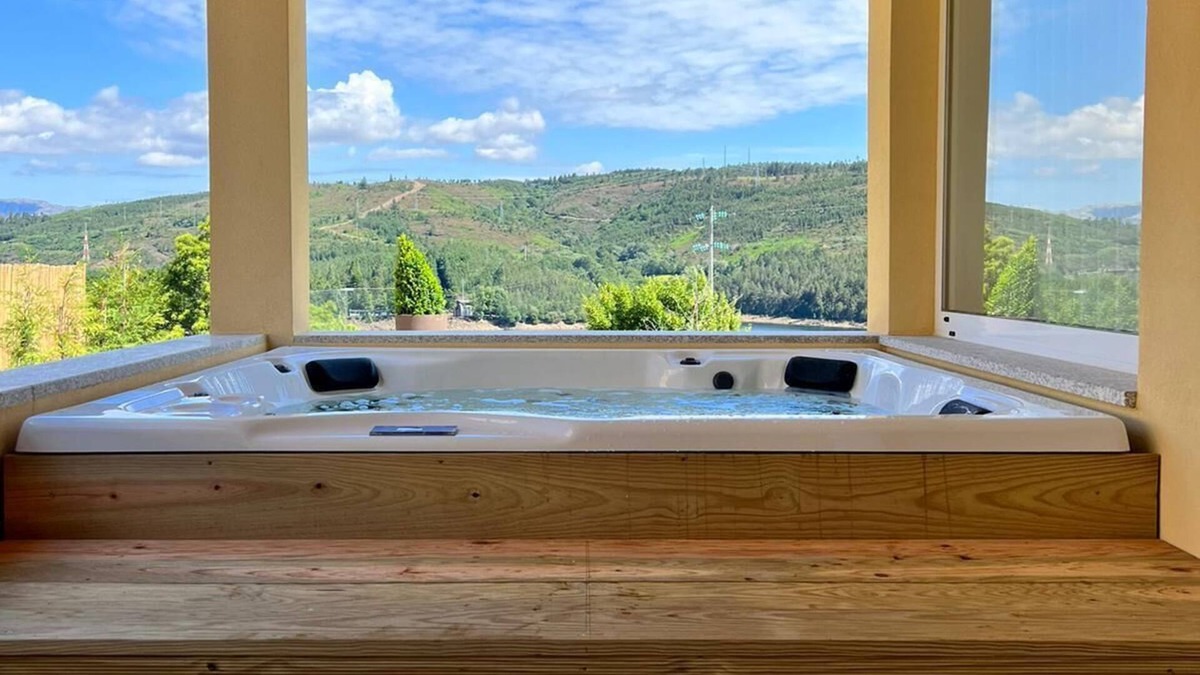 Cabril House | Villa Geres Emblematico I - Piscina Aquecida e Jacuzzi