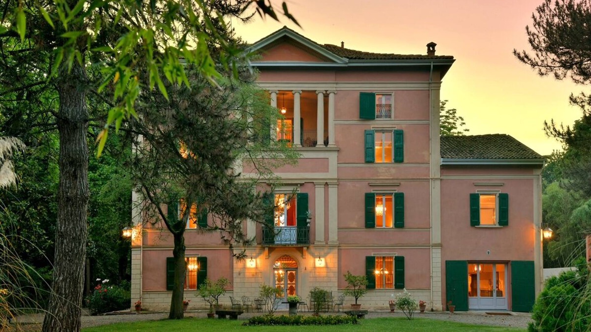 Ponte Samoggia Villa | Villa Gessa: A Paradise of Peace Just Steps from Bologna