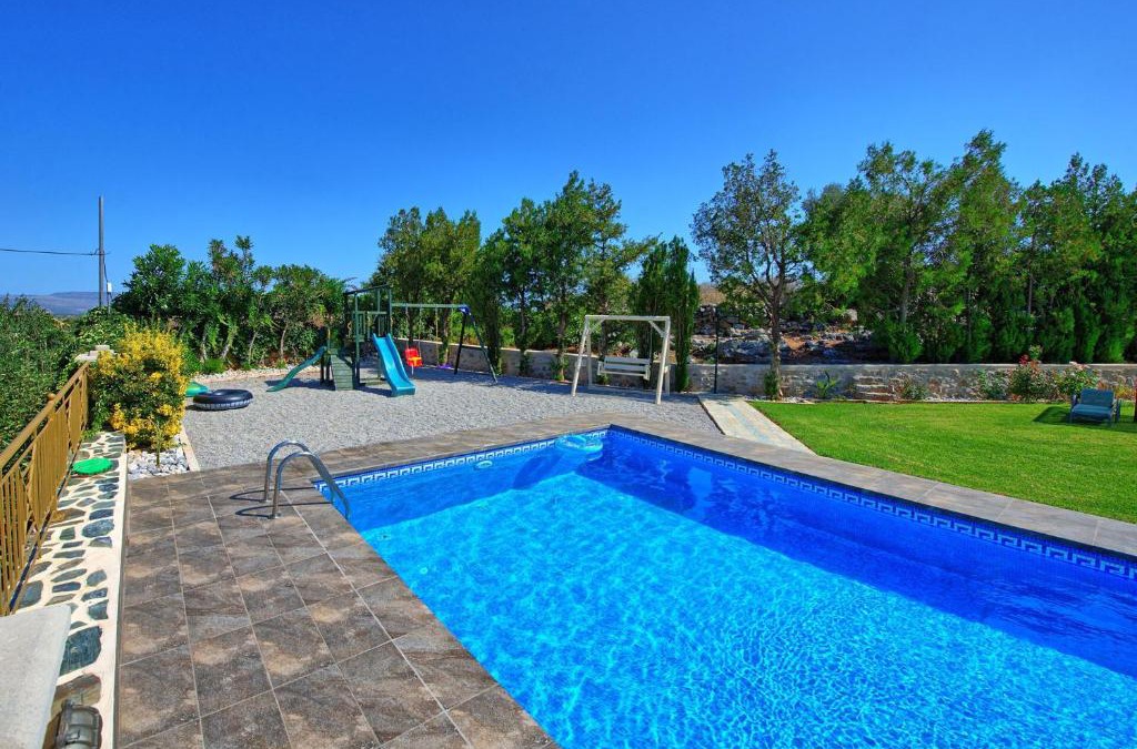 Embrosneros Villa | Villa Gianna by PosarelliVillas