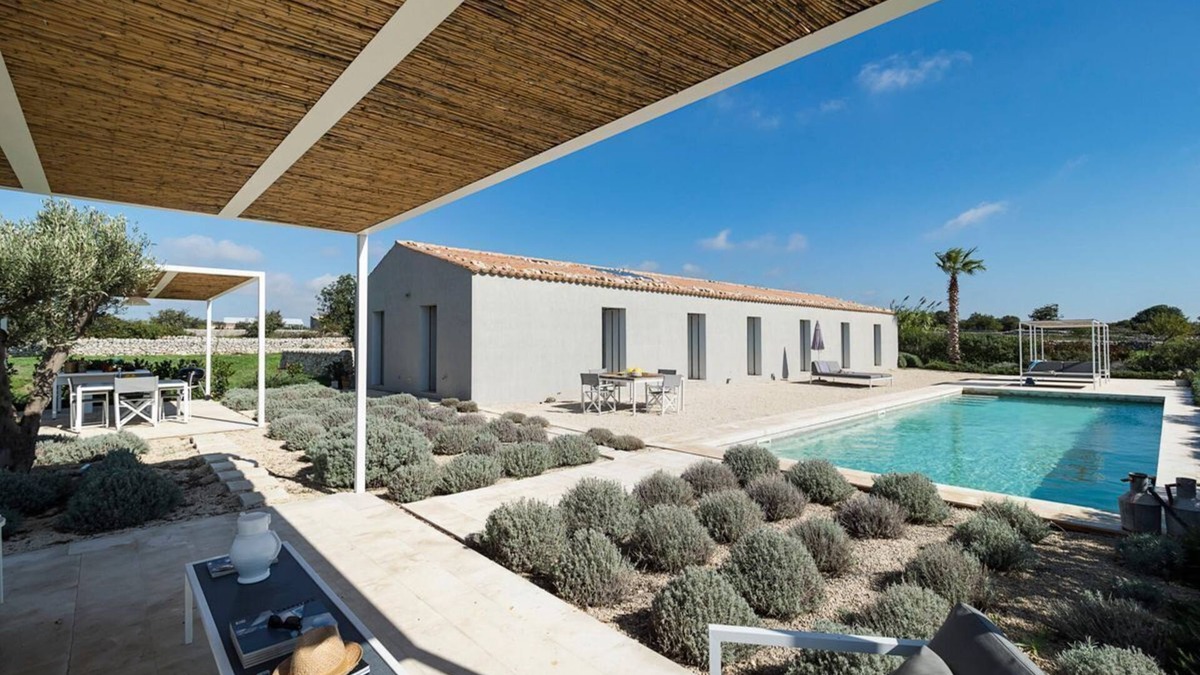 Ragusa Villa | Villa Gilestra - Three Bedroom Villa, Sleeps 6