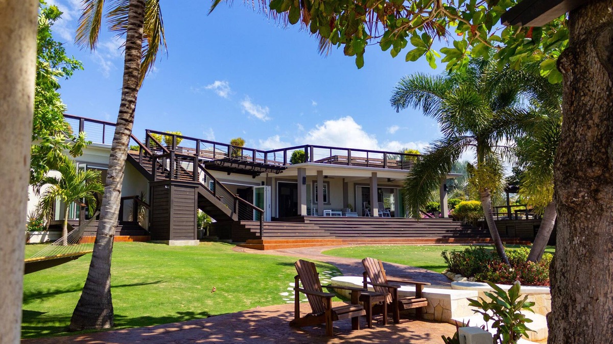 Whitehouse Villa | Villa Gilgal - Possibilities are endless. Fully Staffed
