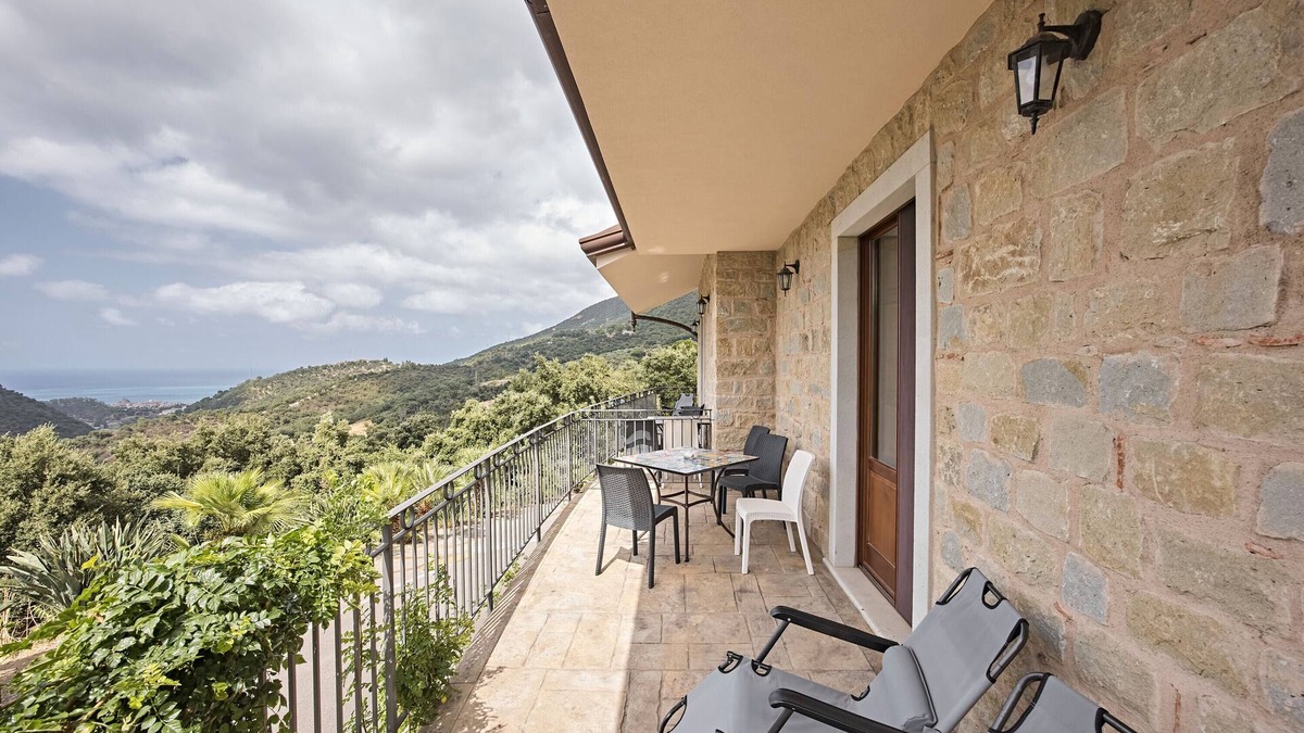 Ficarra Apartment | Villa Ginevra Resort Agrituristico Room 'Standard Double'