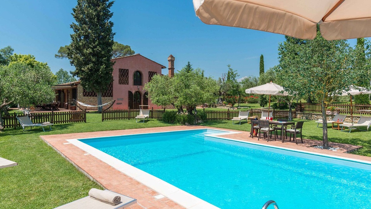 Empoli Villa | Villa Gino 8+2, Emma Villas