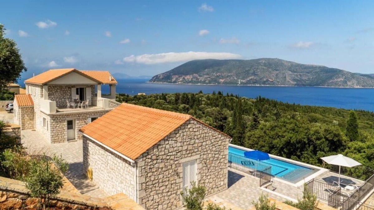 Evreti Villa | Villa Gionis