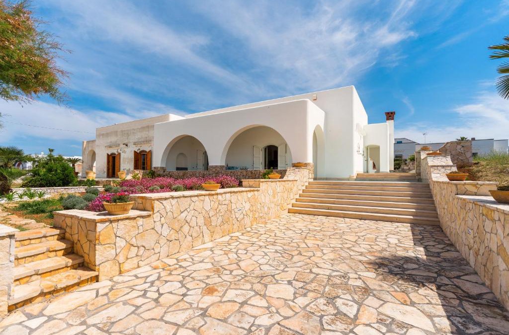 Marina di Mancaversa Villa | Villa Giusy by BarbarHouse