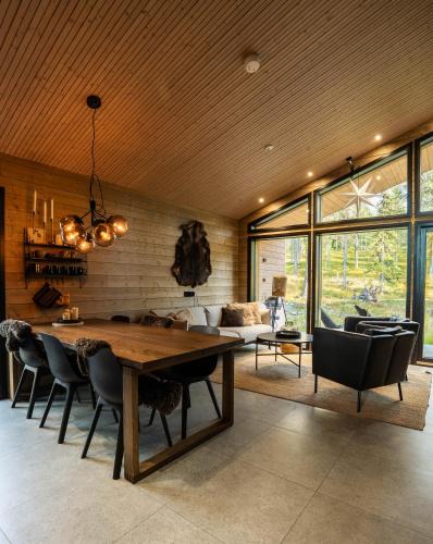 Akaslompolo Ski Chalet | Villa Golden Hill Ylläs, Luxury holiday cabin in Lapland