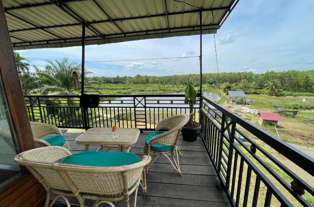 North Padang Lawas Villa | Villa Gomburan Pakkat Lestari