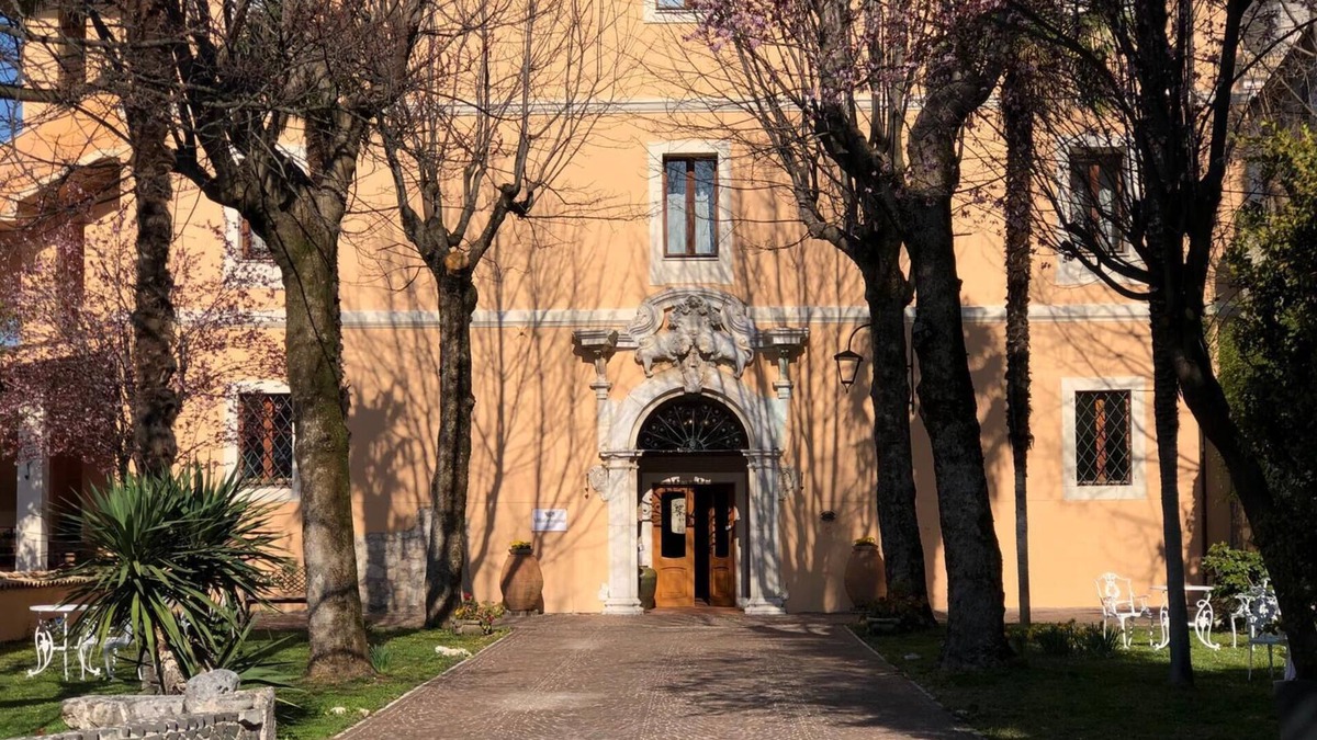 San Donato Val Di Comino Hotel | Villa Grancassa