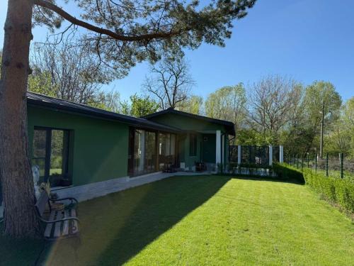 Dupnitsa Villa | Villa Green House