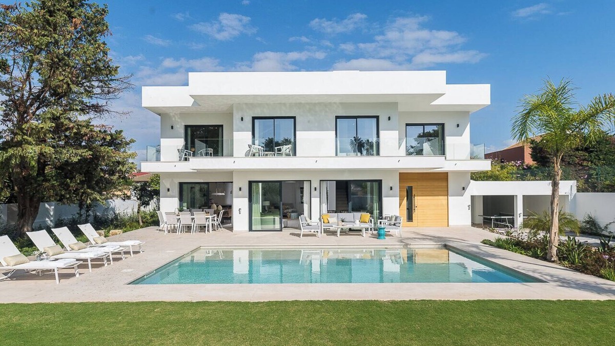 Guadalmar Apartment | Villa Guadalmar I - Six Bedroom Apartment, Sleeps 12